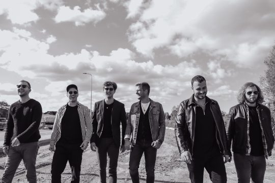 Bee Gees by Maincourse