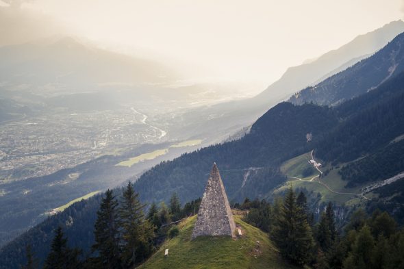 Blick von Kaisersäule Richtung Thaurer Alm_Kraftort_Thaur ©Hall-Wattens.at (1)