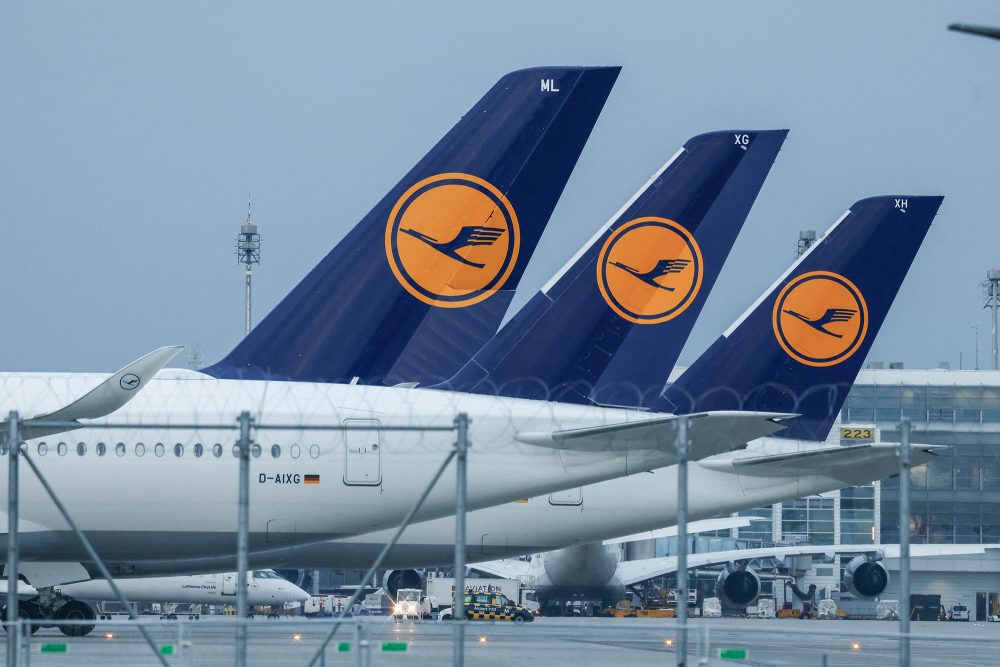 Lufthansa-Flugzeuge am Flughafen München