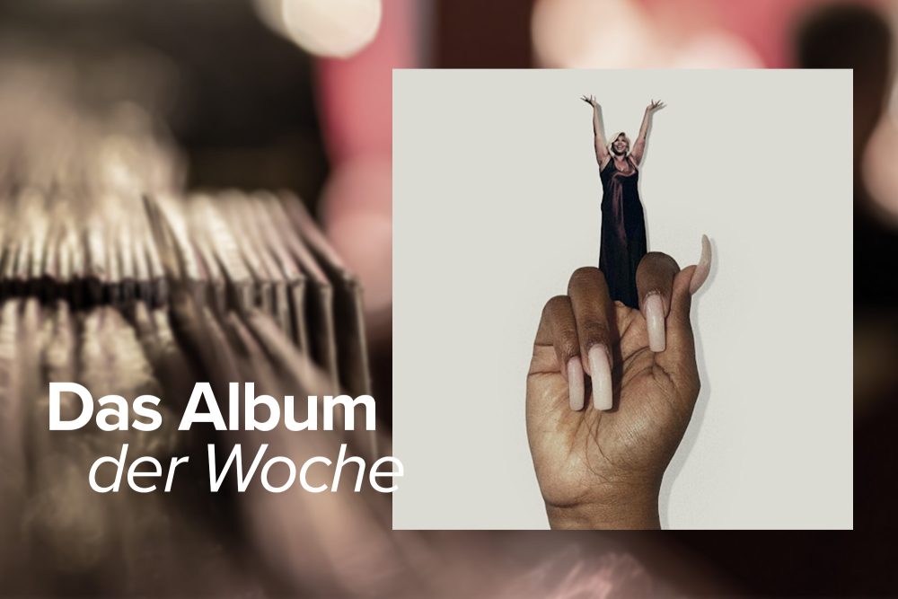 "Bitch" von Lizzo (LAbel: Nice Life und Atlantic Records)