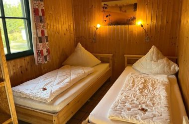 2026 WALDHOF BRUCHMÜHLE Waldnest-1-Schlafzimmer2-1024x768
