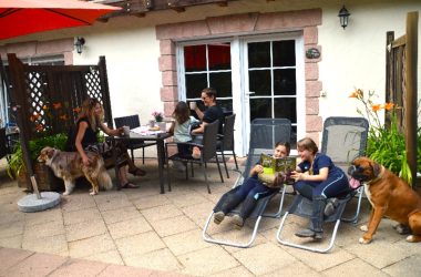 Die Terrasse der Ferienwohnung