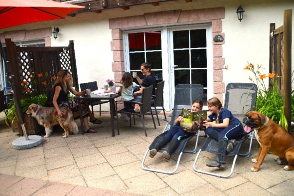 Die Terrasse der Ferienwohnung